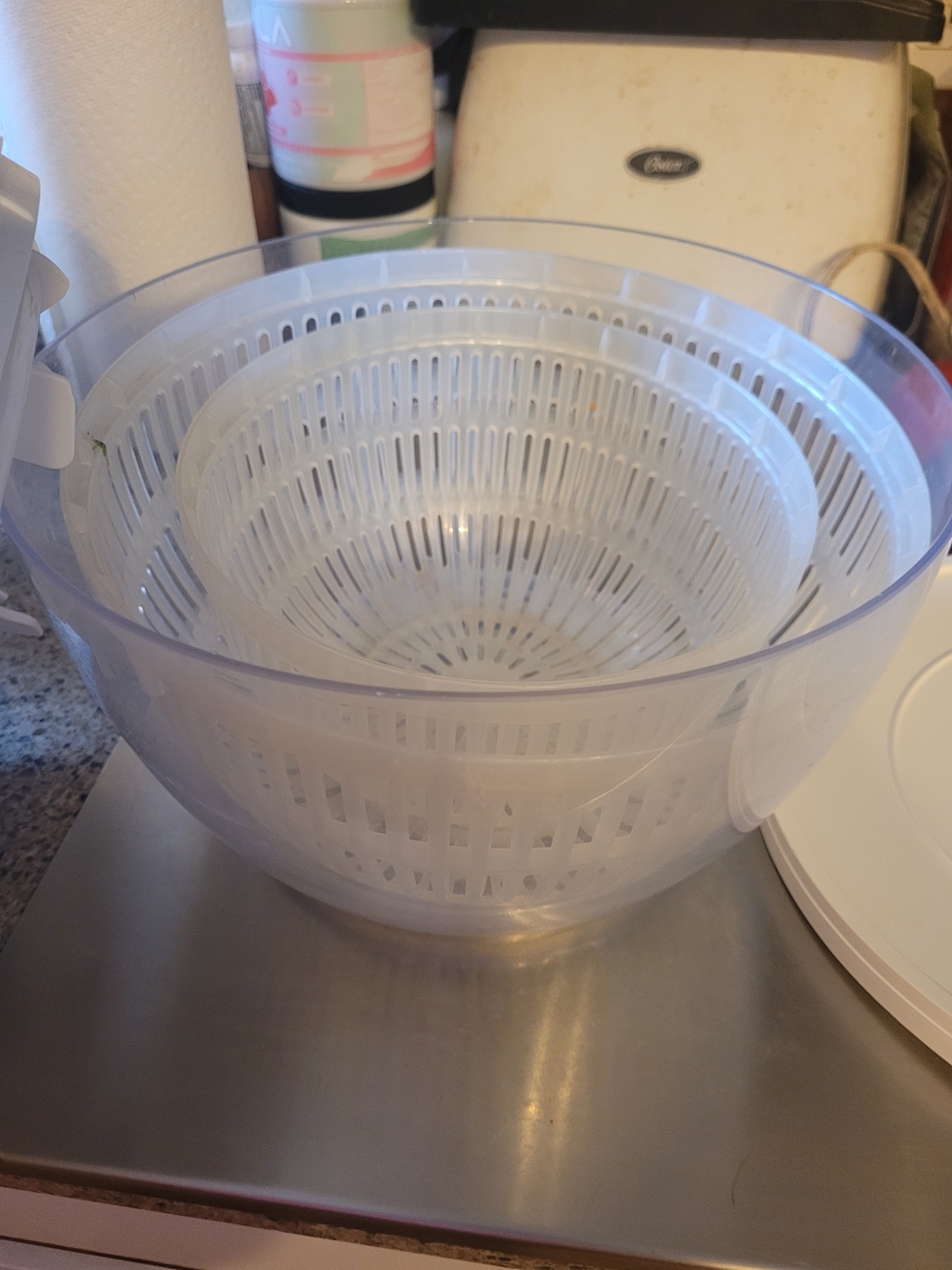 Pampered Chef Clear Plastic Salad Spinner with Inner Strainer - White/Clear